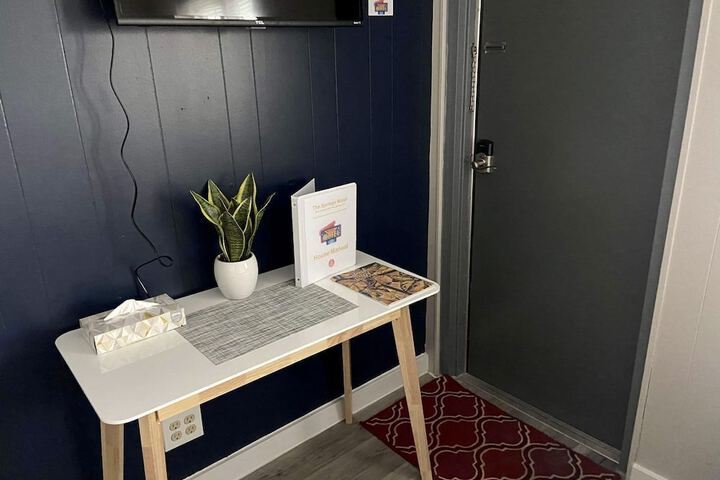 Room 3 of 13