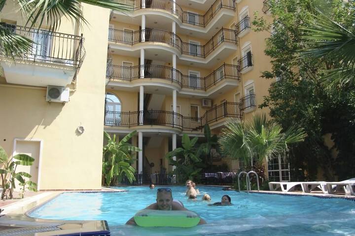Pool 7 of 22