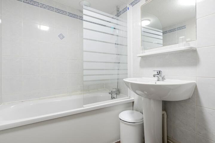 Bathroom Interior Photo