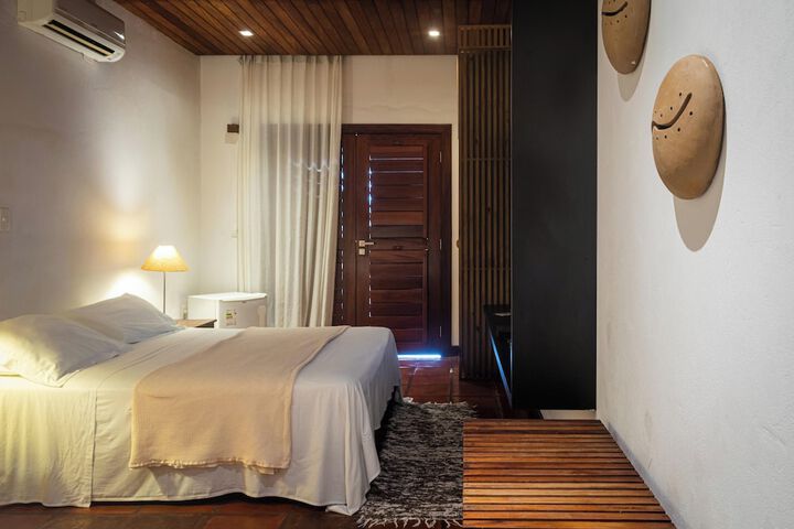 Room 28 of 112