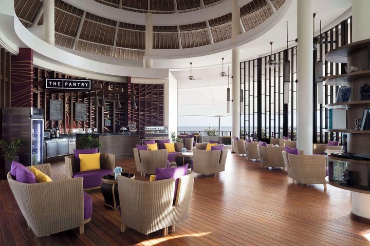 Dining Photos