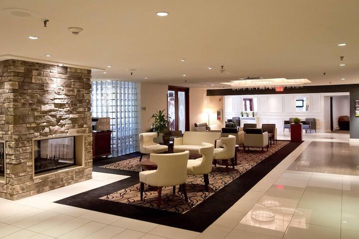 Guest Lobby