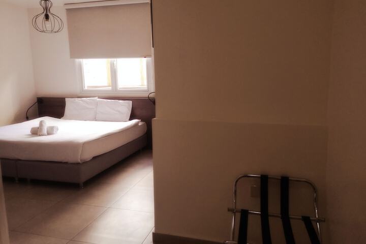 Room 45 of 110
