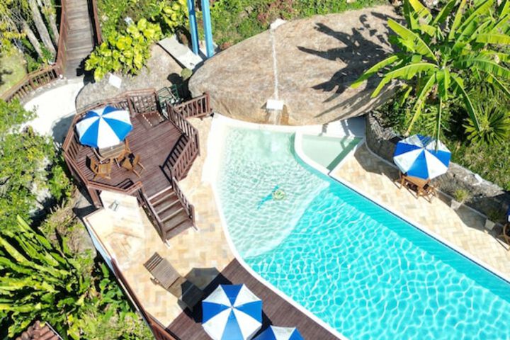 Pool 104 of 132