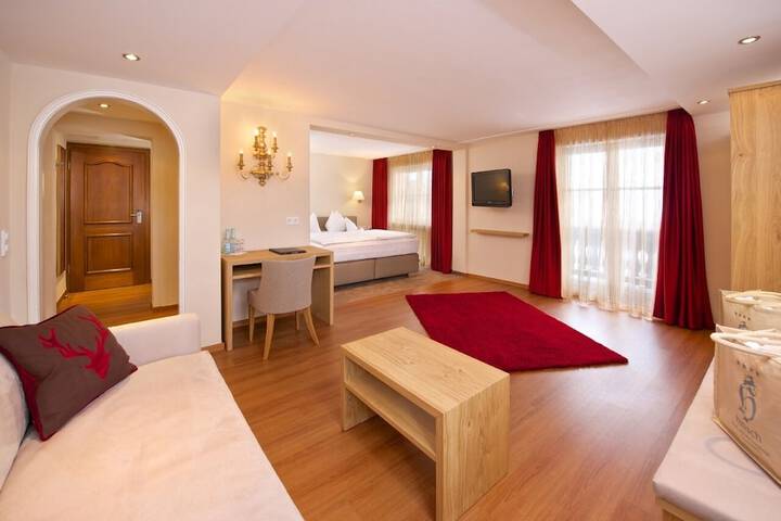 Room 12 of 41