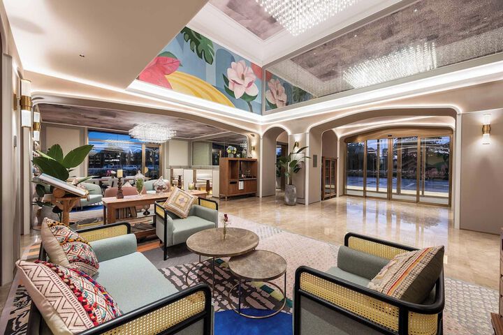 Hotel Interior 7 of 35