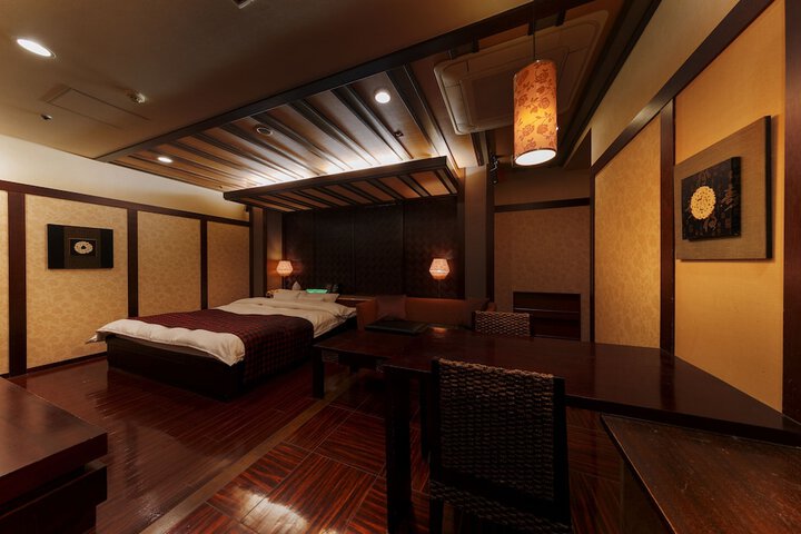 Room 7 of 46