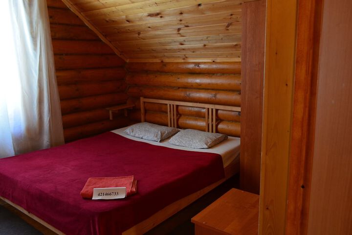 Room 8 of 24