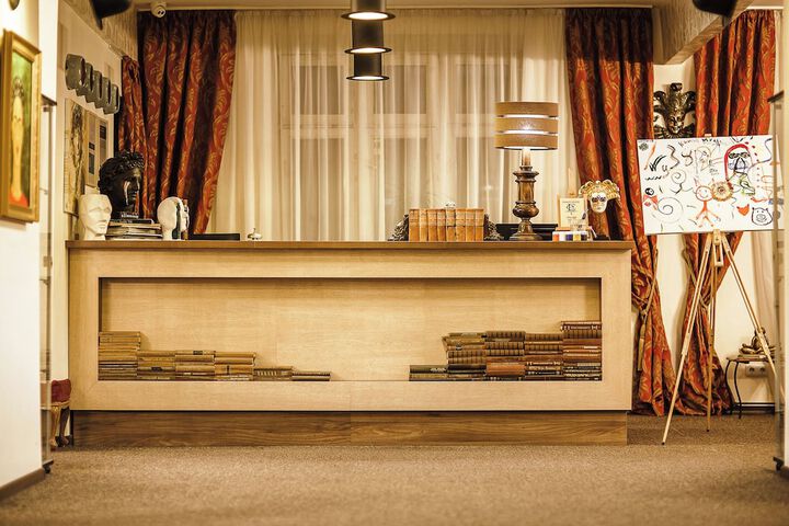 Hotel Interior 11 of 113