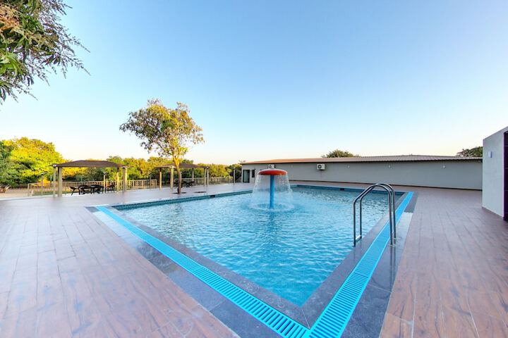 Pool 45 of 78