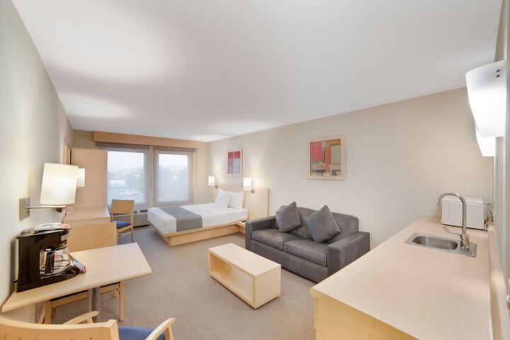 Room 13 of 47