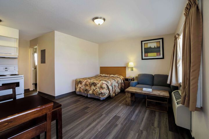 Room 14 of 36