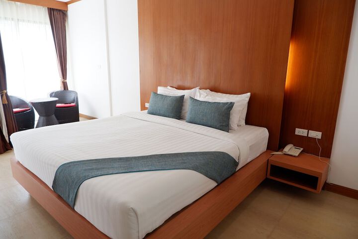 Room 10 of 78