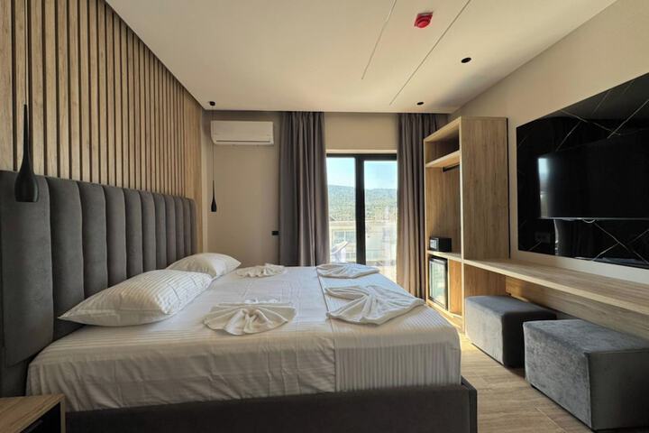 Room 36 of 85