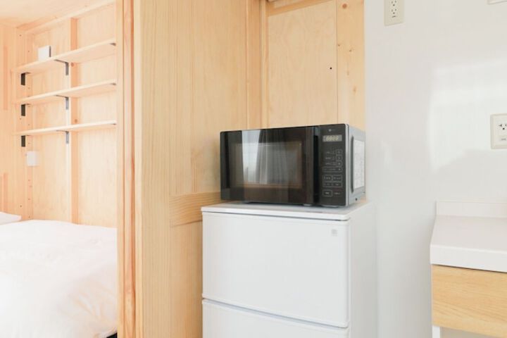 Room 8 of 38