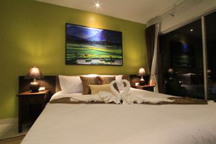 Room 28 of 42
