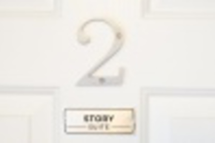 Room 280 of 671