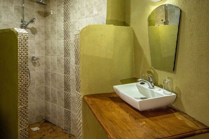 Room 14 of 26