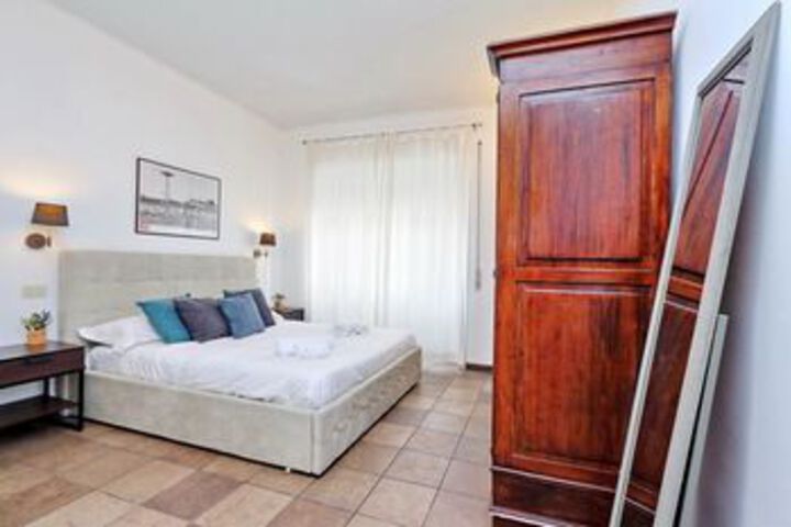 Room 49 of 209
