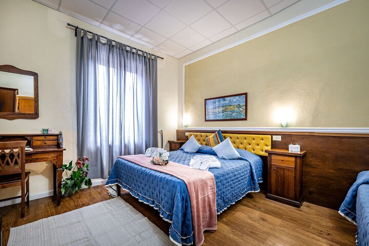 Room 46 of 68