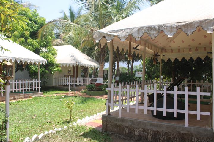 Hotel Exterior 75 of 105