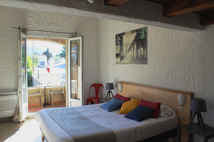 Room 16 of 113