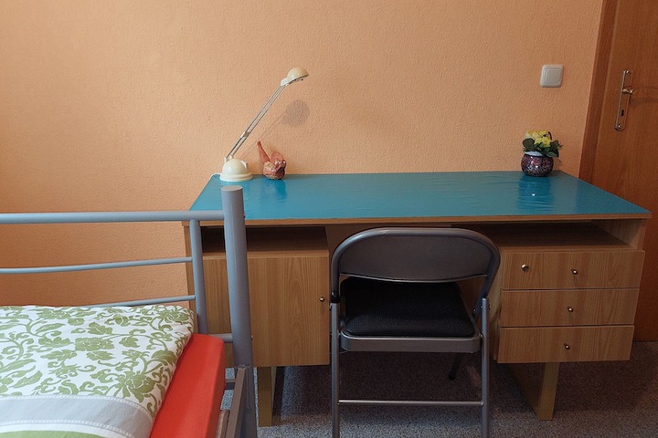 Room 7 of 61