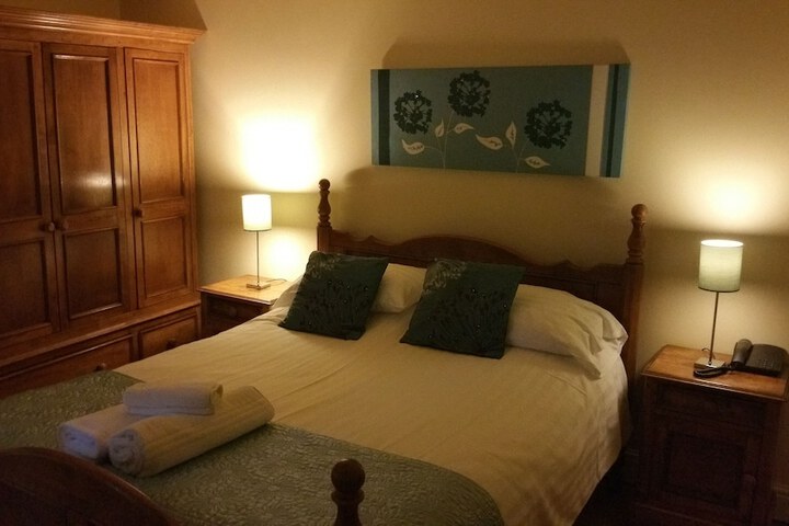 Room 6 of 29