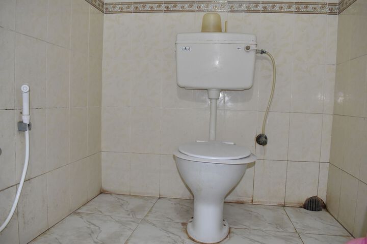 Room 12 of 14