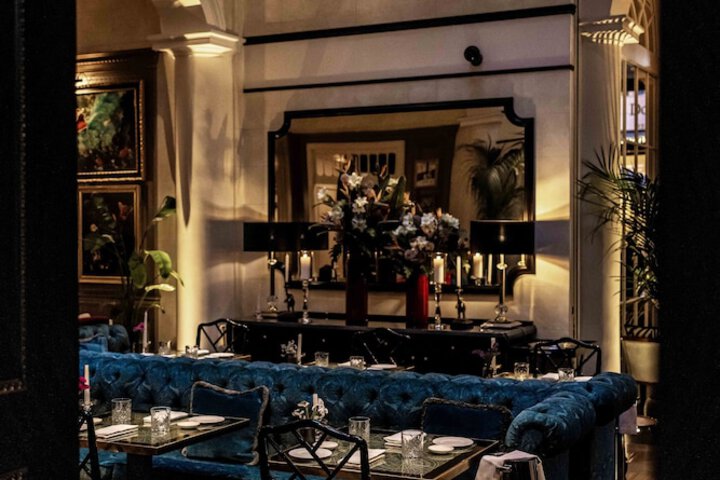 Dining 68 of 106