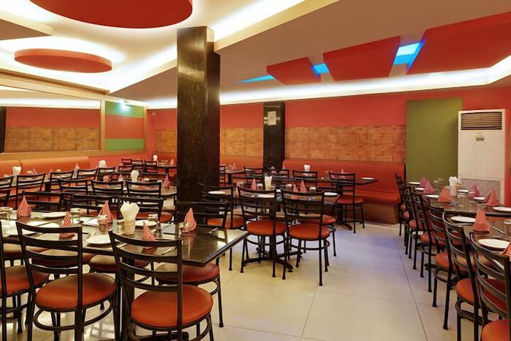 Dining Photos