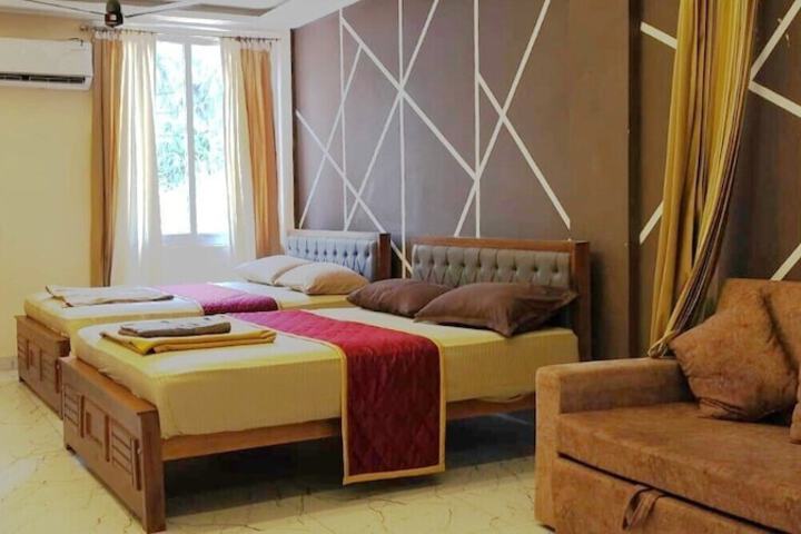 Room 38 of 117