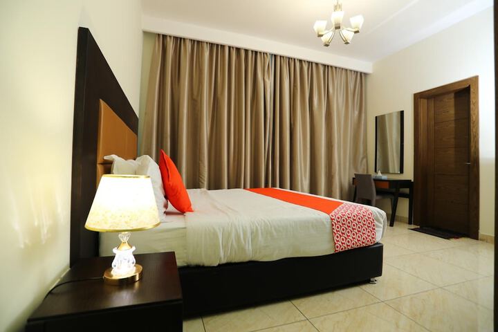 Room 18 of 52