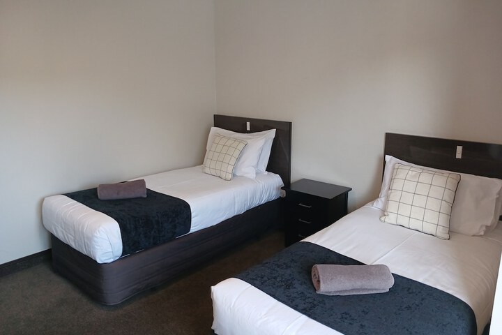 Room 14 of 120