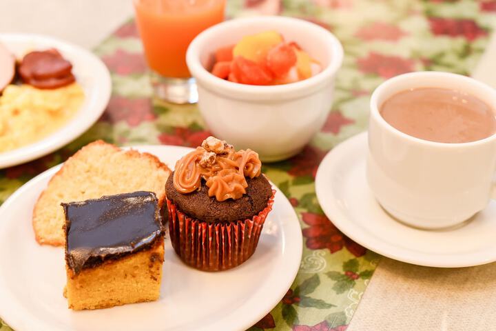 Breakfast/Coffee Service 58 of 84