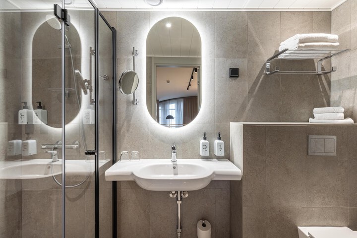 Bathroom Vanities
