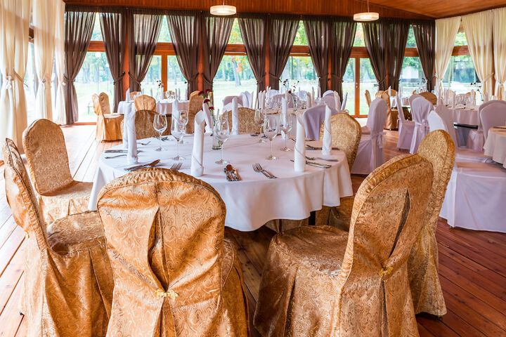 Ballroom/Hall 63 of 72