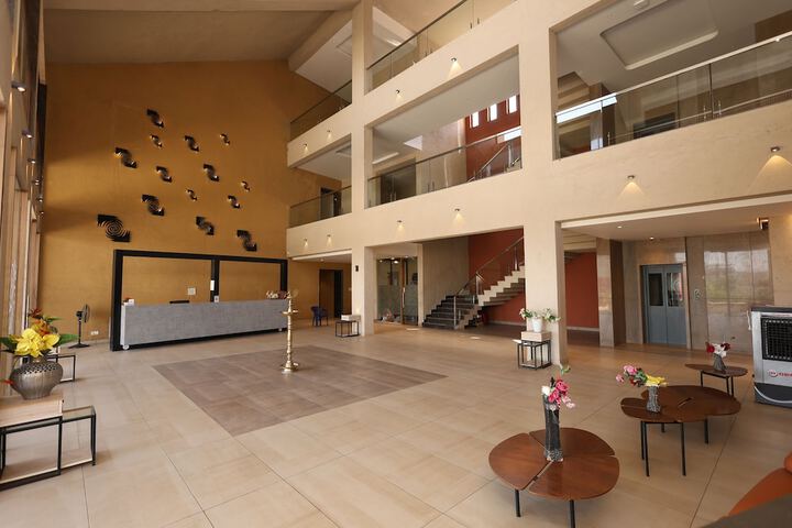Hotel Interior 4 of 77