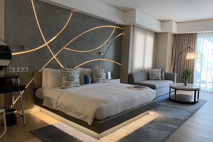 Room 16 of 84