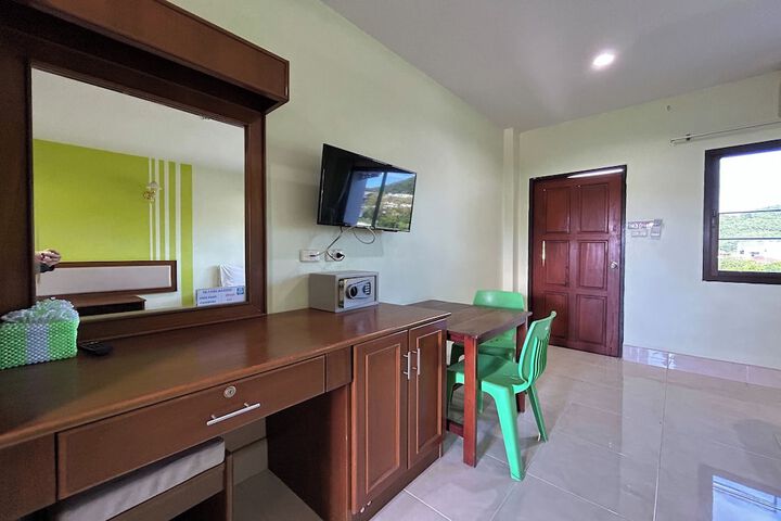 Room 12 of 31
