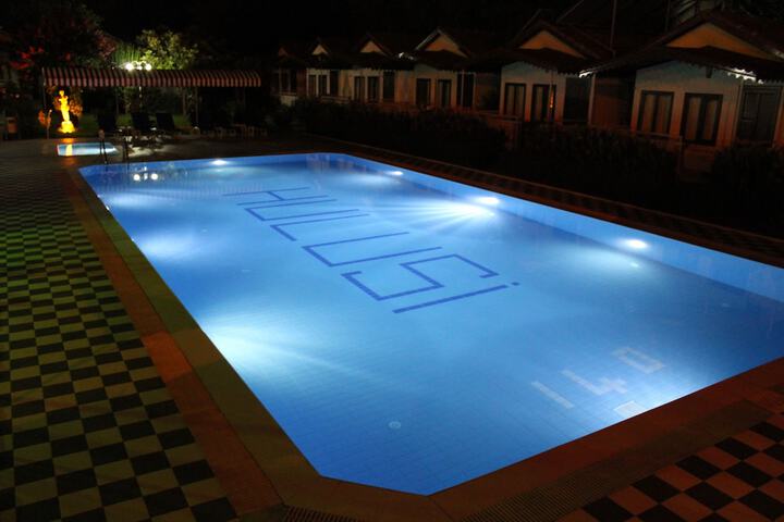 Pool 15 of 66