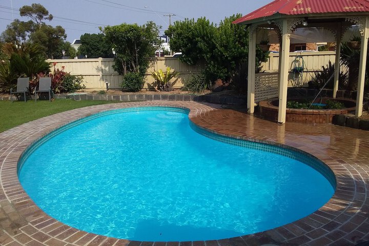 Pool 40 of 56