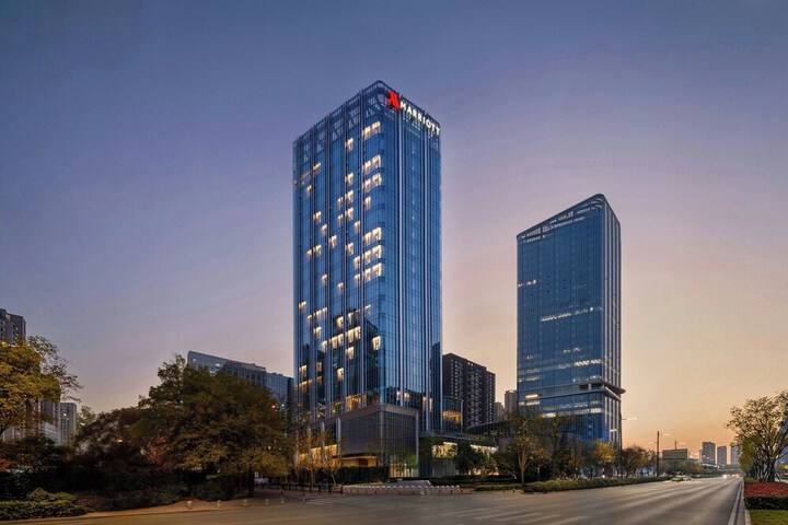 Hotel 129 of 132