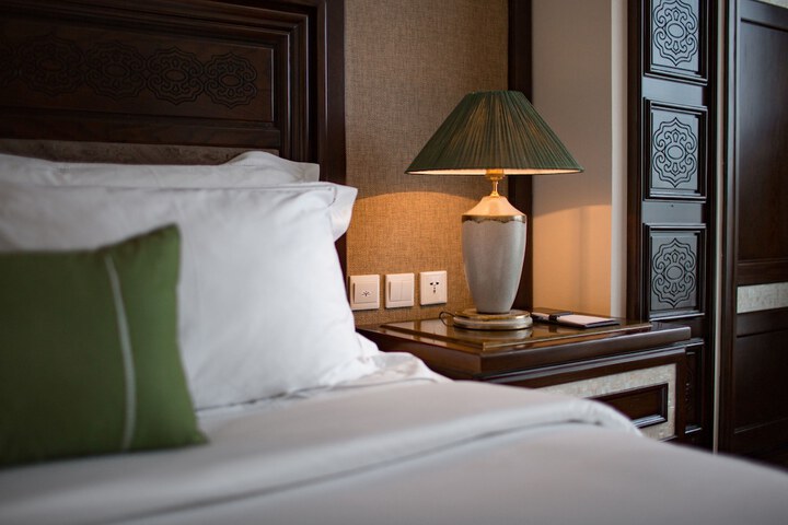 Room 28 of 72