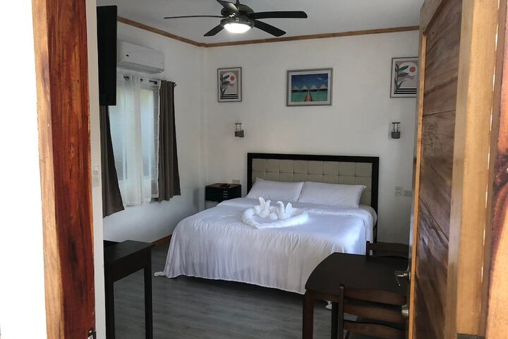 Room 8 of 30