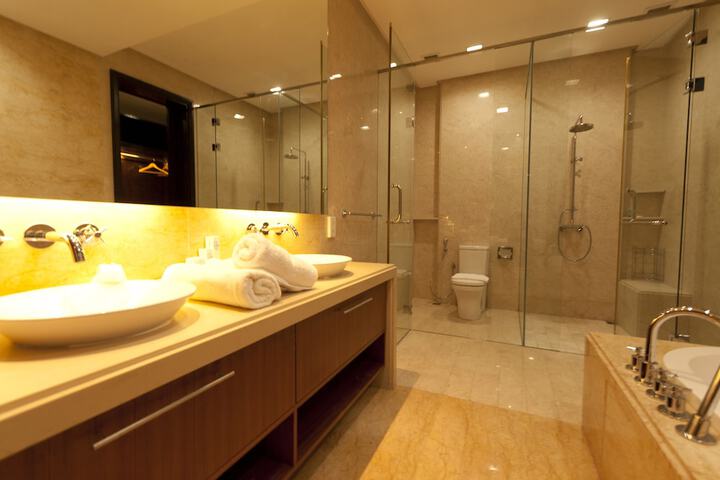 Room 27 of 59