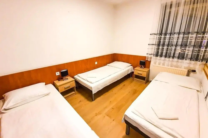 Room 3 of 13