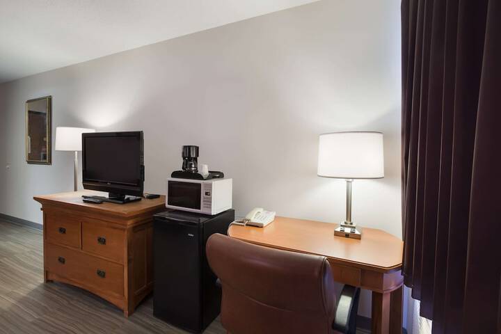 Room 19 of 38