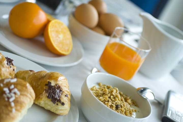 Breakfast/Coffee Service 65 of 95