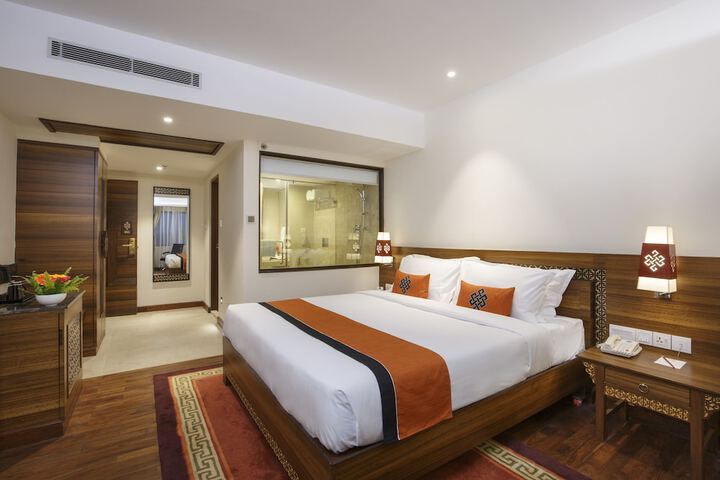 Room 27 of 120